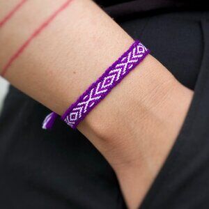 Purple & White Woven Bracelet, Handmade Boho Woven Wool Bracelet, Textile Cloth